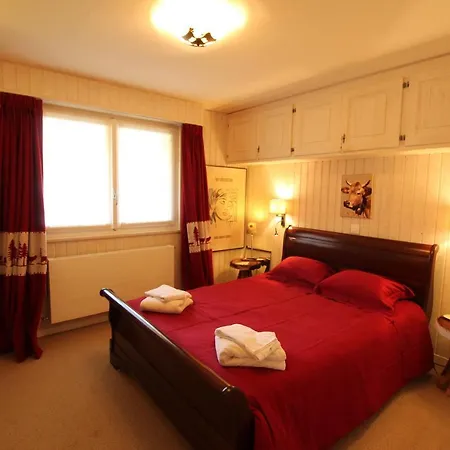 Skirama Apartment *